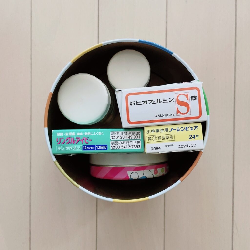 丸いボックスに入れた様子